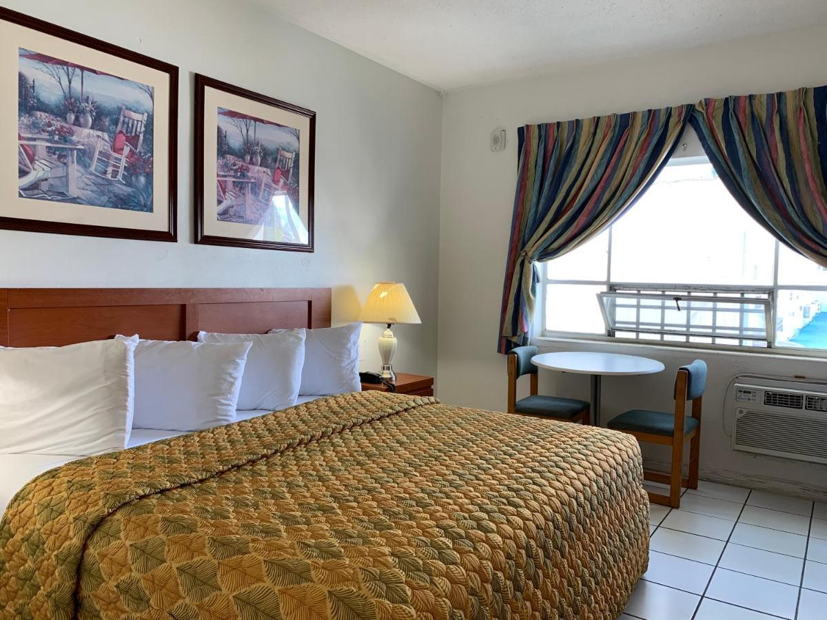 Hotel International On The Bay *