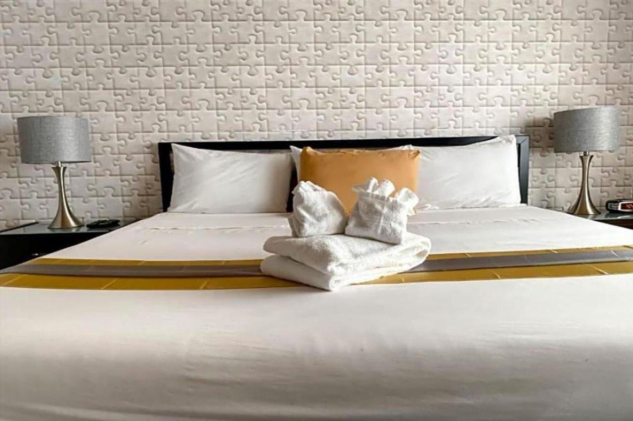 Hotel Notebook Miami