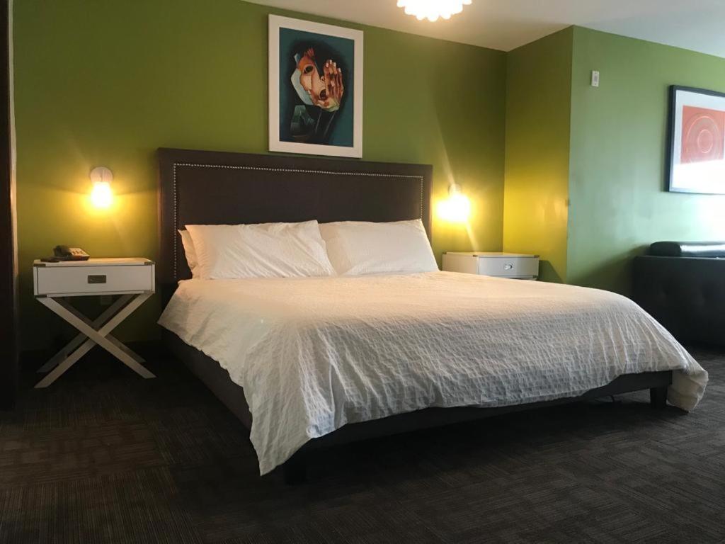 Ocean Drive Front Apartment