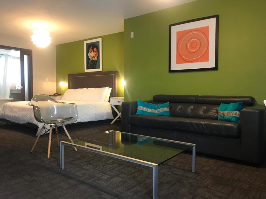 Ocean Drive Front Apartment *