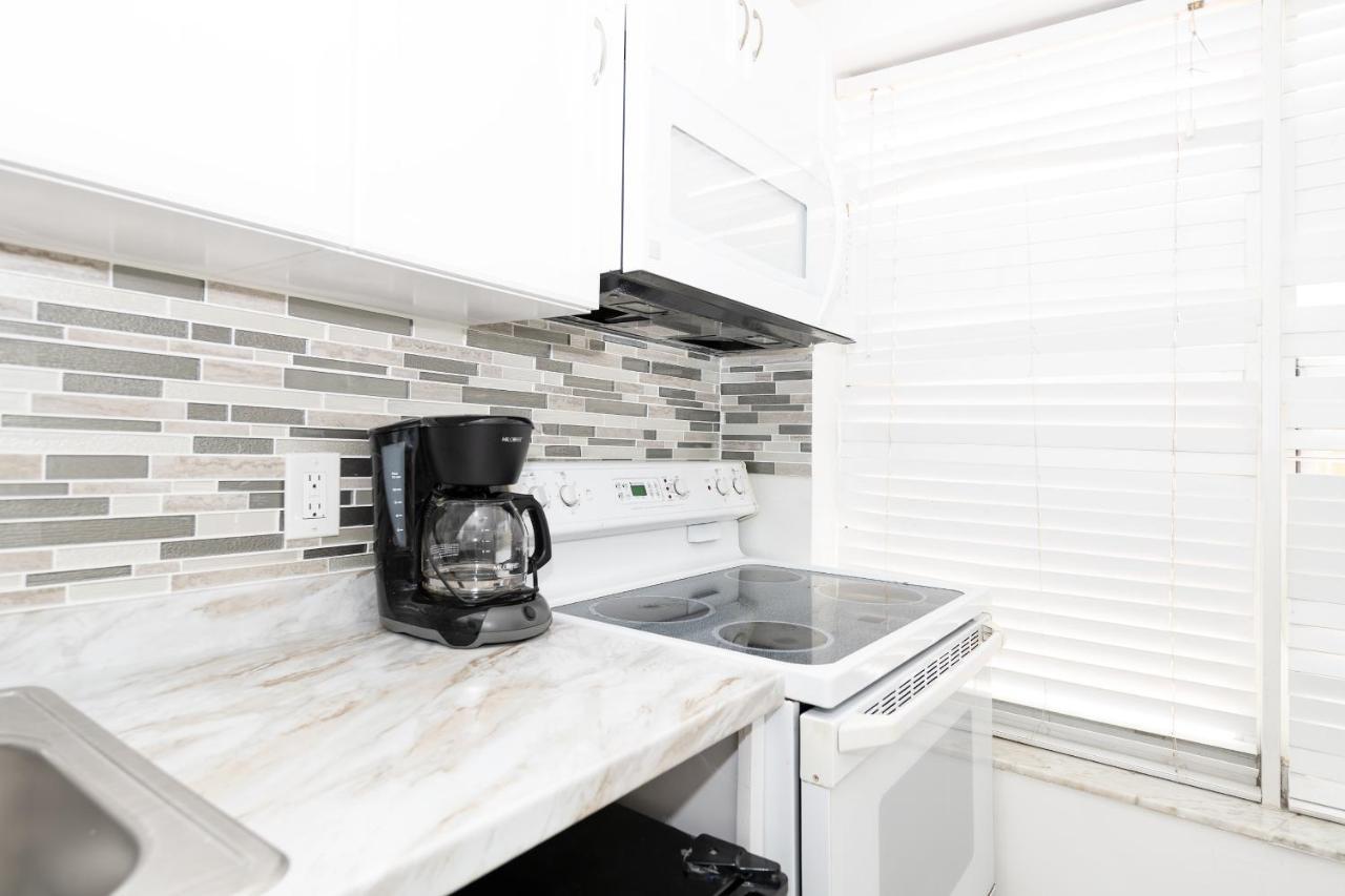 Apartment On Ocean Drive Miami Beach
