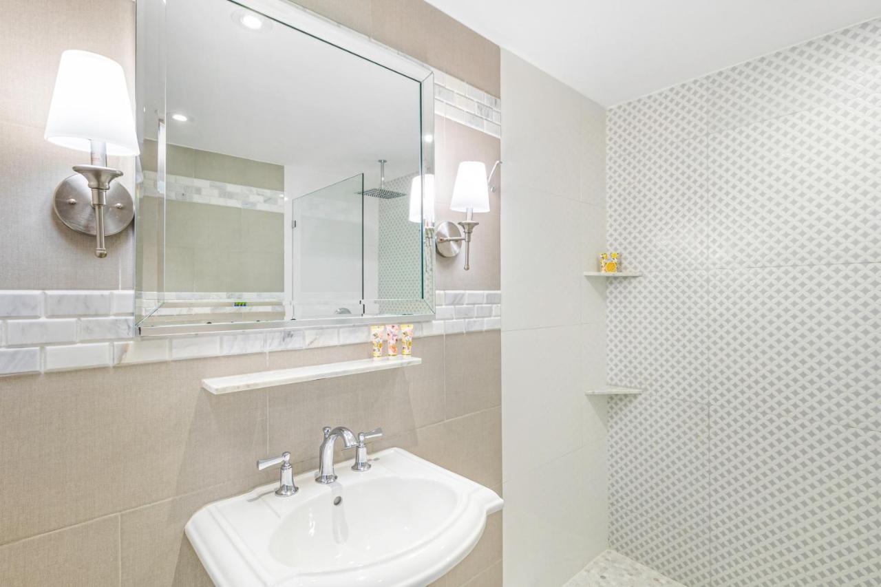 Hotel Henrosa Miami Beach