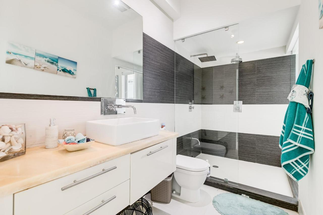 Apartment 2bedroom 2bath Loft Exclusive Rooftop&jacuzzi,1block From