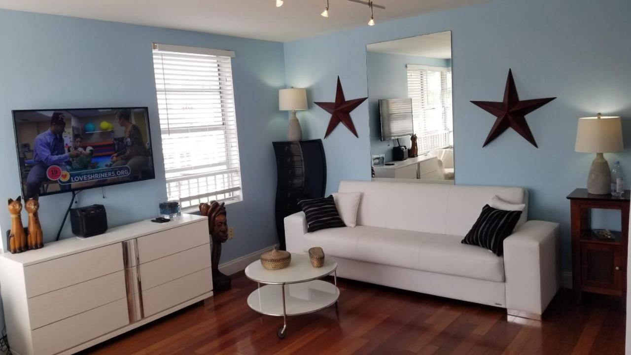 Apartment Spacious Private Sobe