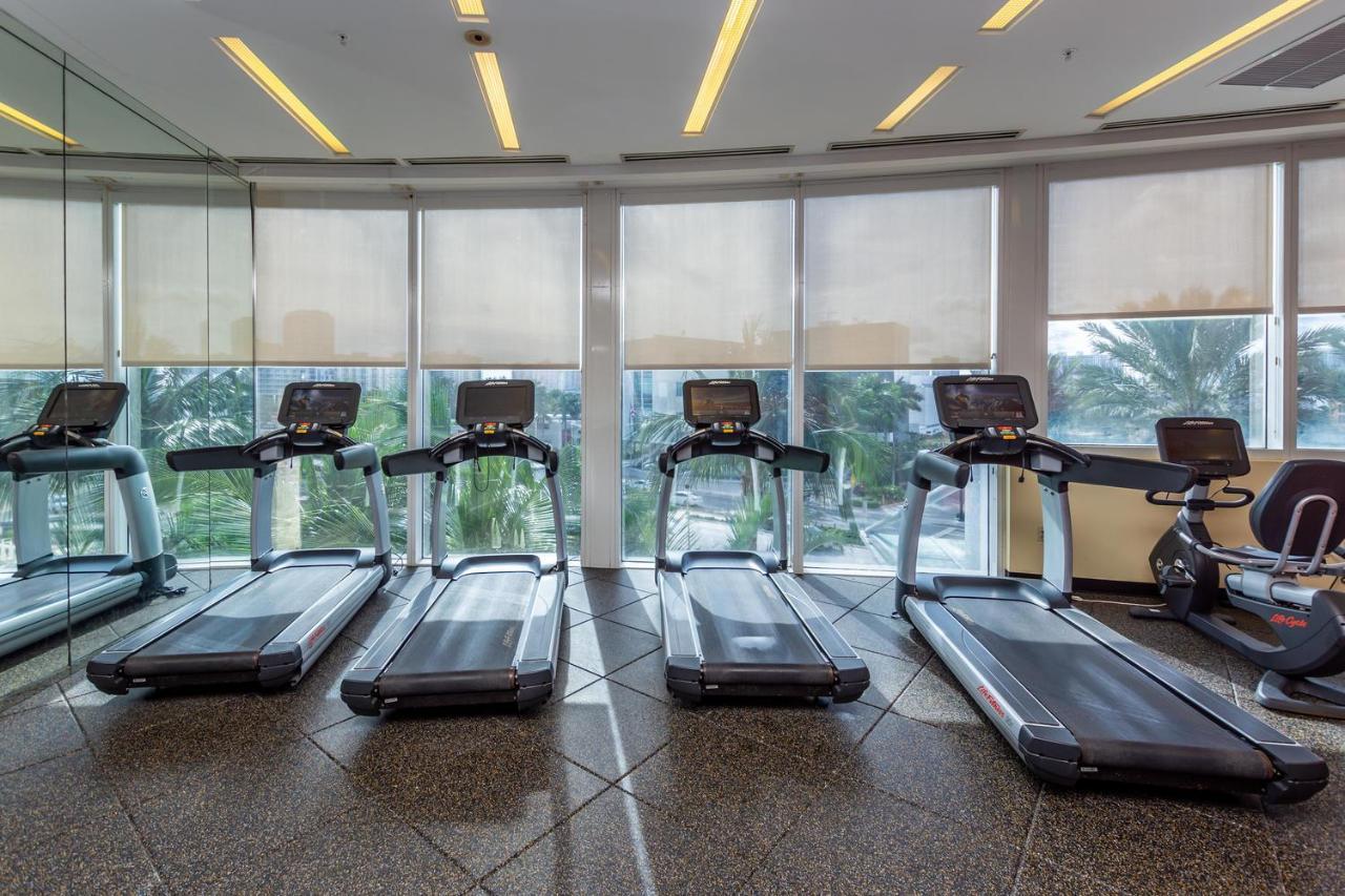 International Tump Ocean View 1100 Sf 1 Bed 1bth Privately Owned Sunny Isles Apartment