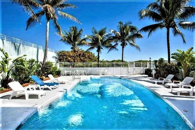Ocean Front Pads---south Apartment