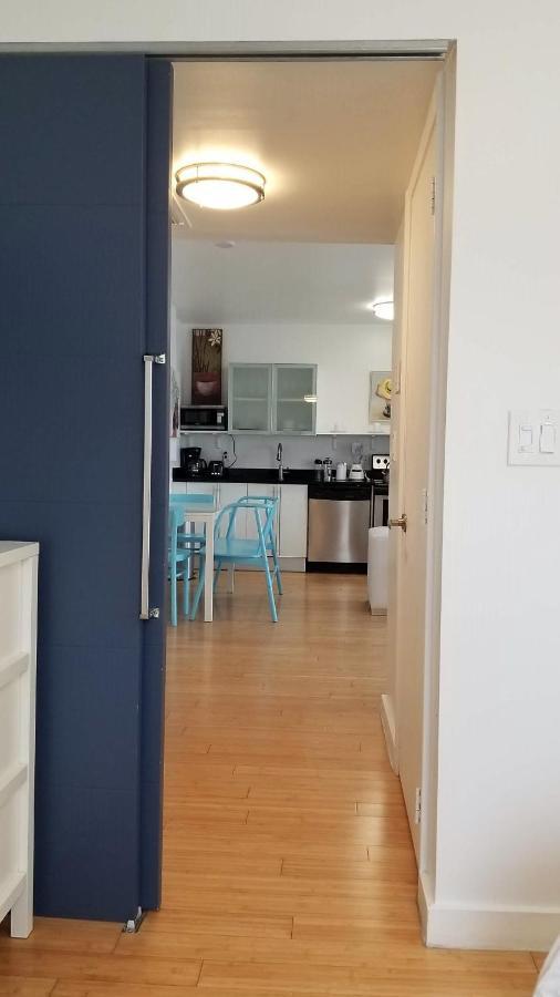 Sobe Sunshine One Bedroom Apartment *