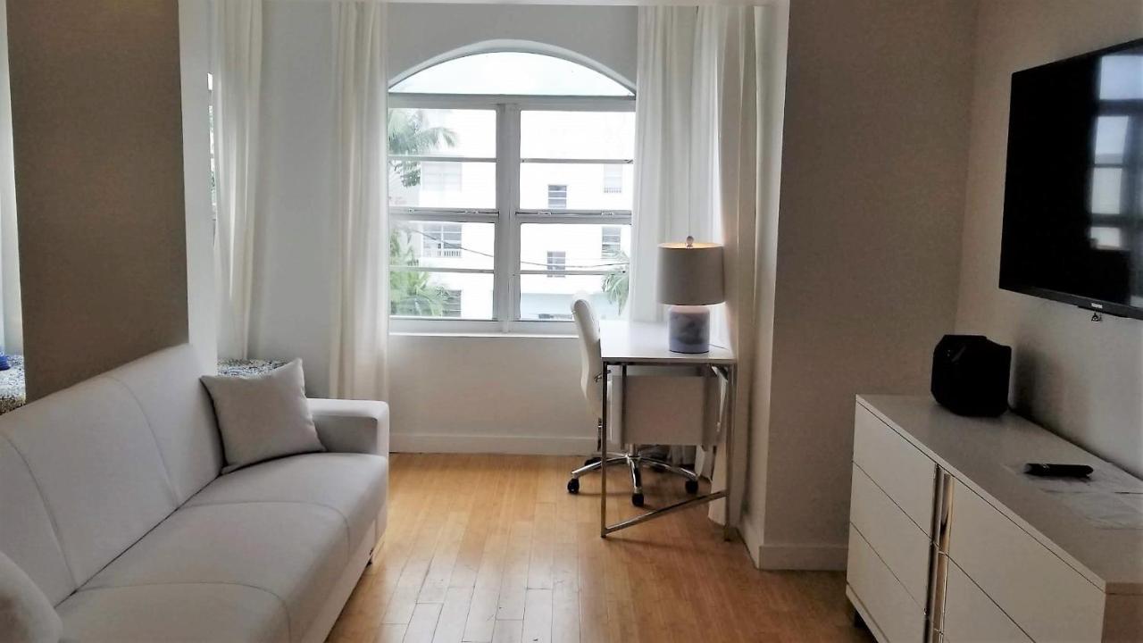 Sobe Sunshine One Bedroom Apartment *