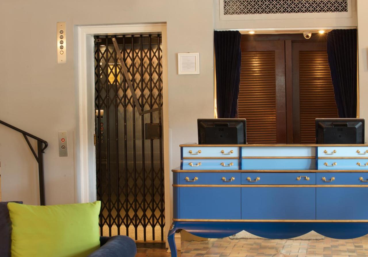 Blue Moon Hotel