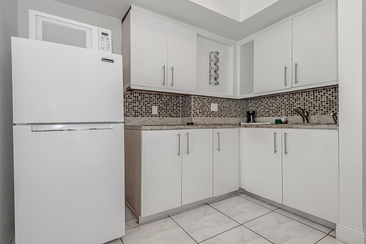 Front Miami Apartment