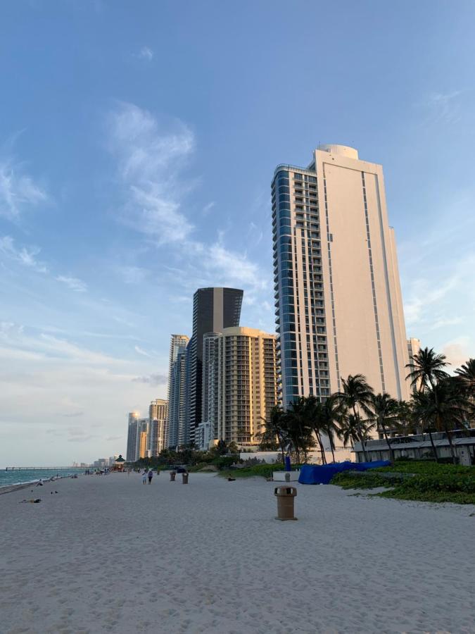 Walk To The At Sunny Isles Apartment Miami Beach