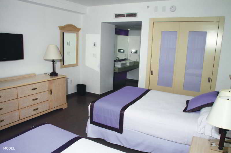 Hotel Riu Plaza Miami