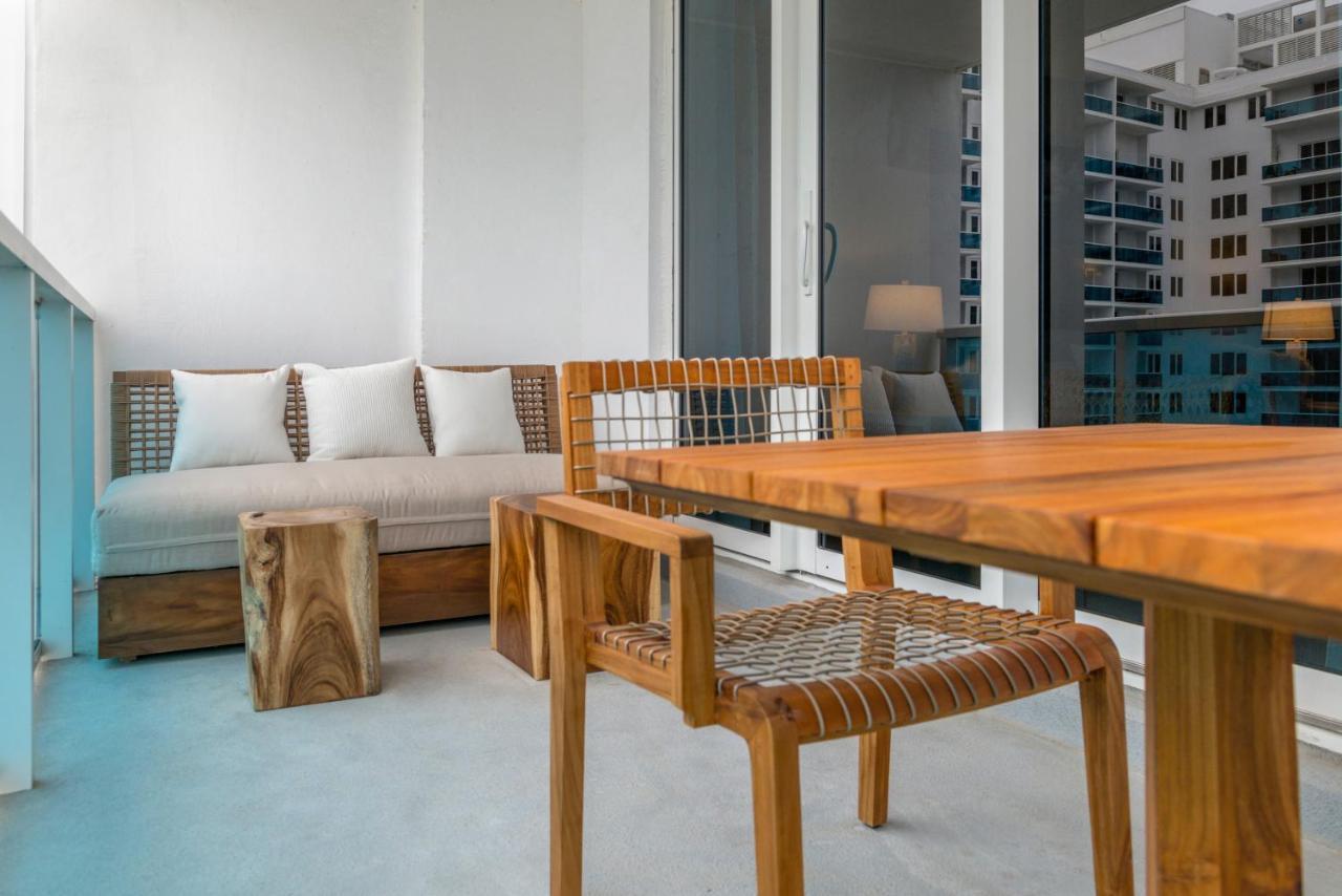 1 Bedroom Ocean View Located At 1 & Homes -1012 Aparthotel