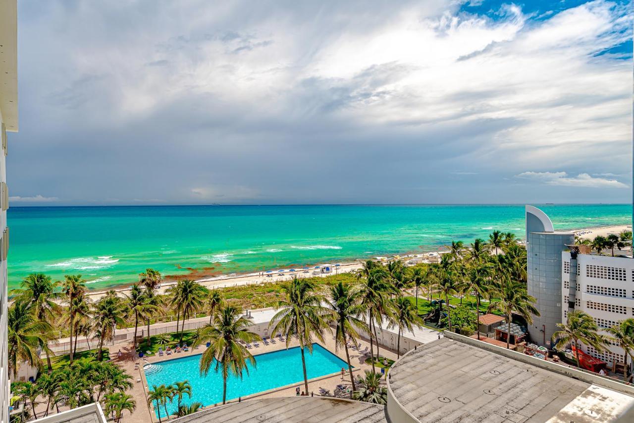 Front Miami *