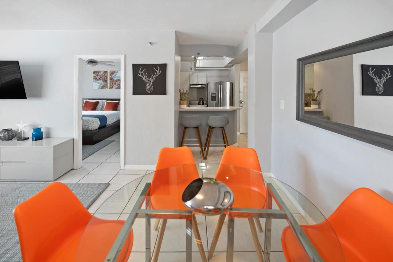 The Madison South Suites Apartment *