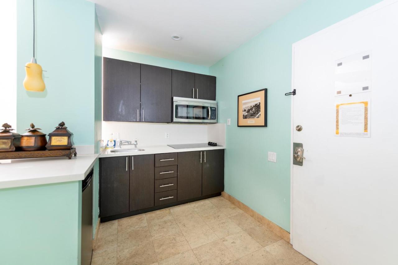 Cento Collins By Mercury South Miami Beach