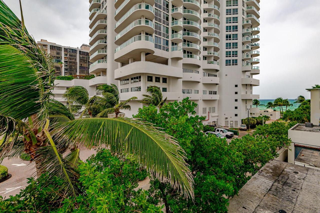 Apartment Front Miami