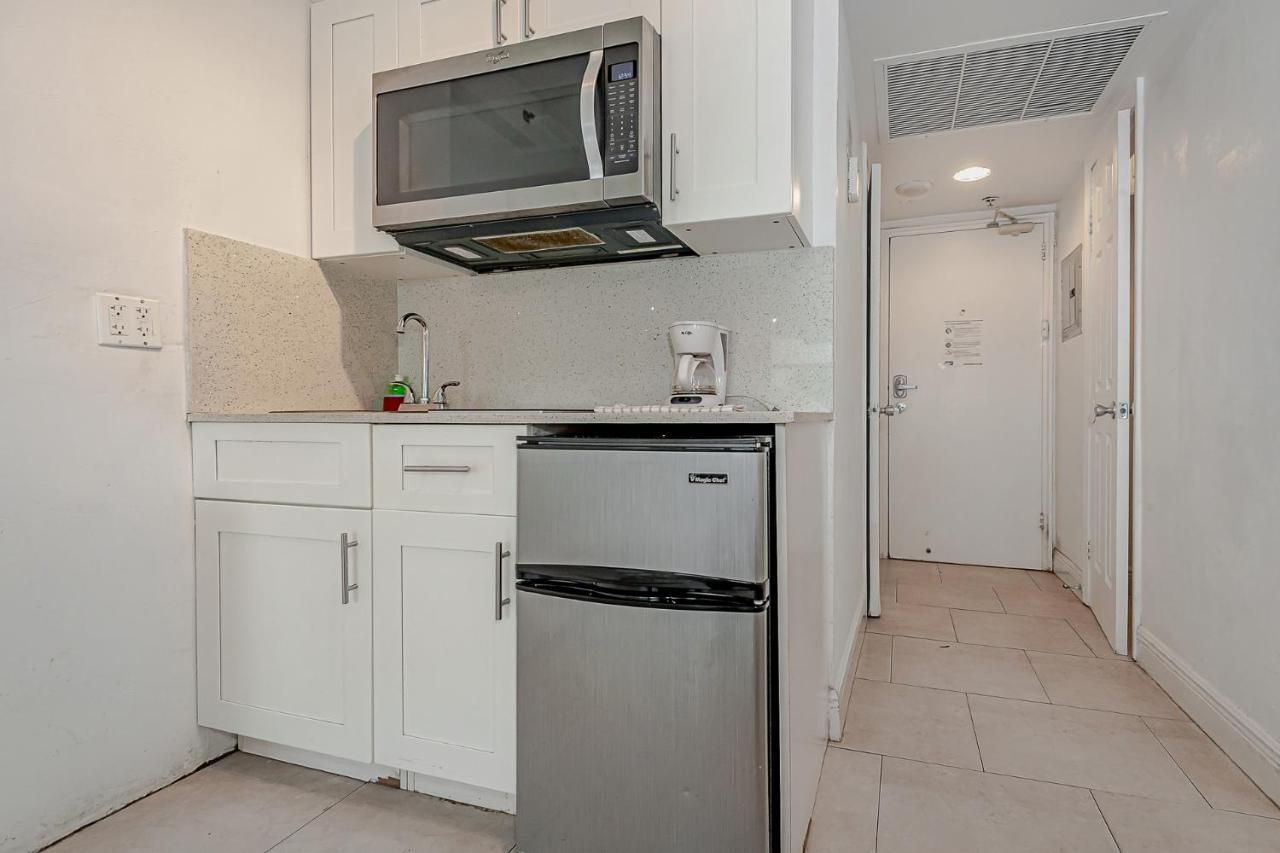 Front Miami Apartment *