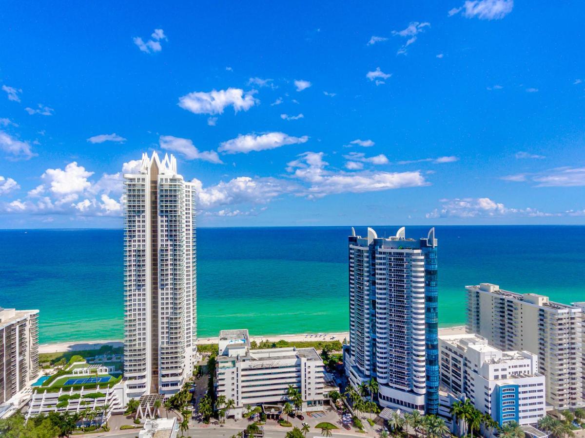 Front Miami *