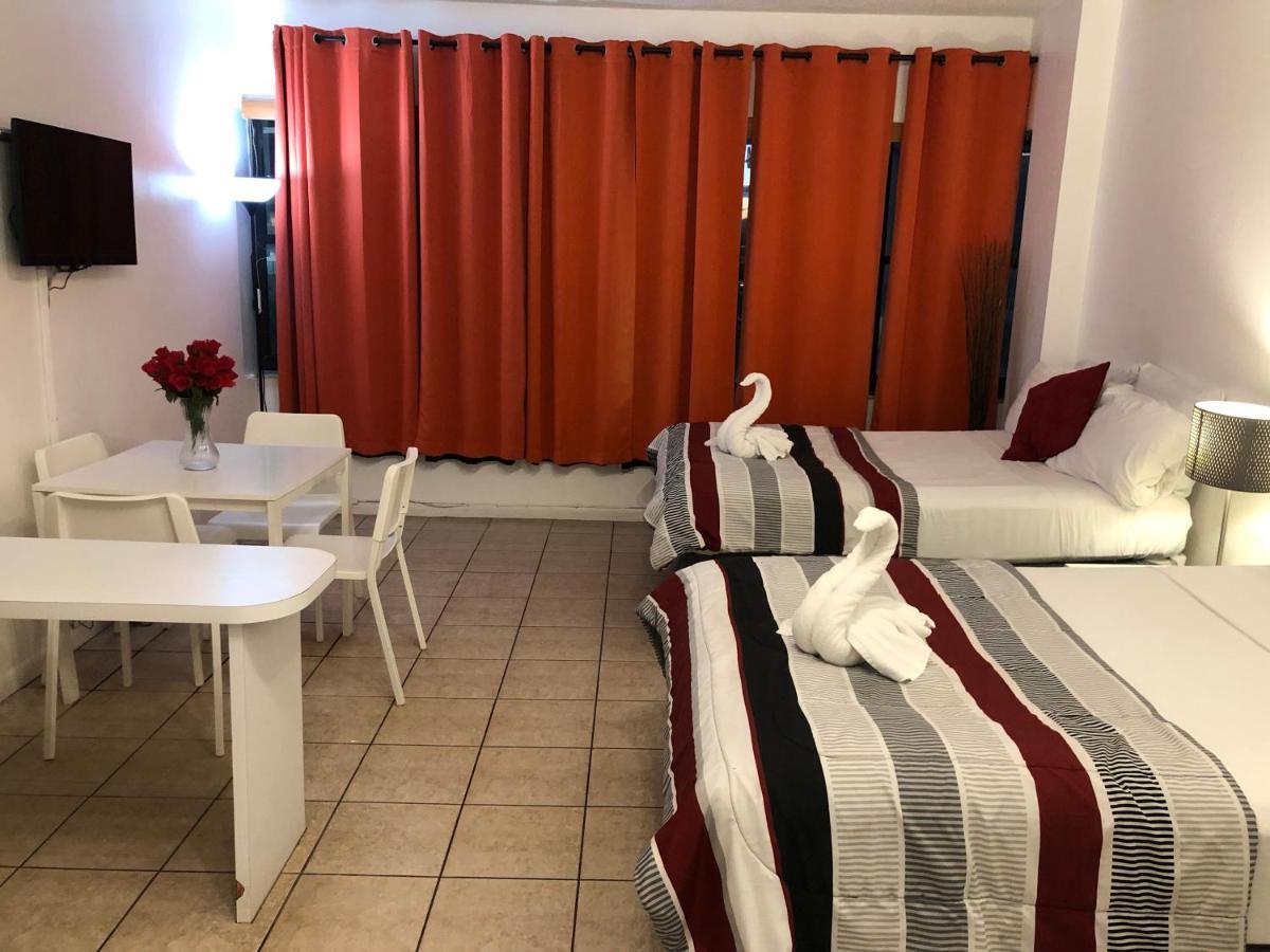 Casablanca On The Beach, Oceanfront Miami Aparthotel
