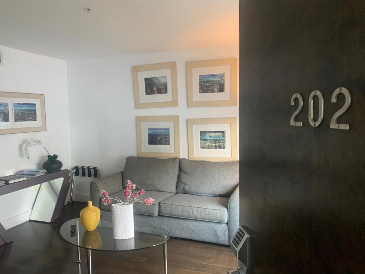 Lincoln Rd-miami Charming Vacation Studio And 2 Bedroom *