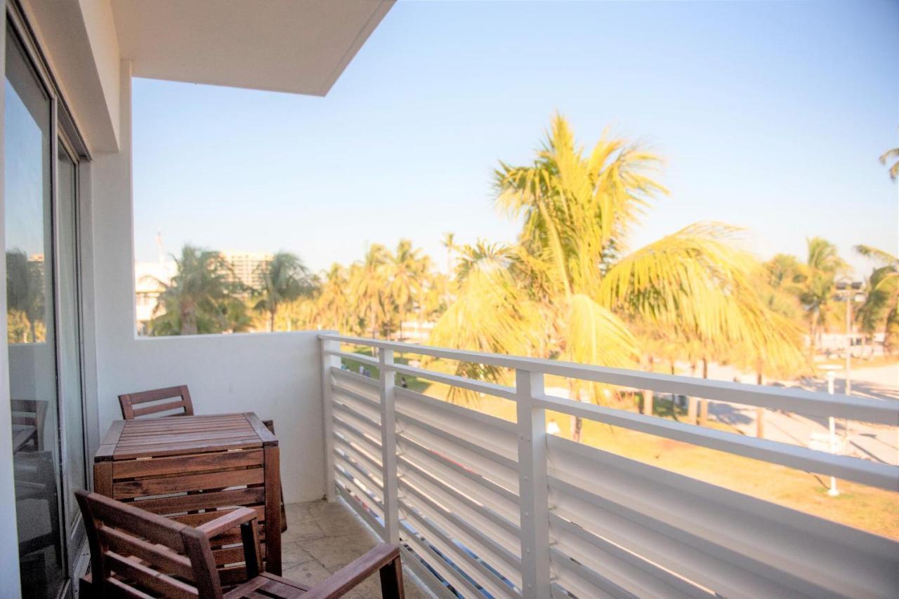 Apartment Majestic Stays On Ocean Drive *