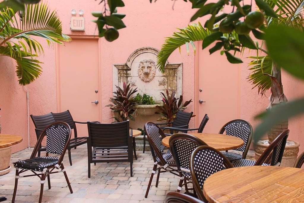 Aparthotel Casa Victoria Orchid 3*