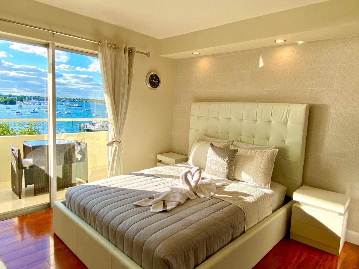 Modern Waterfront With Miami Skyline View, Free Parking 5 Mins Drive To Miami