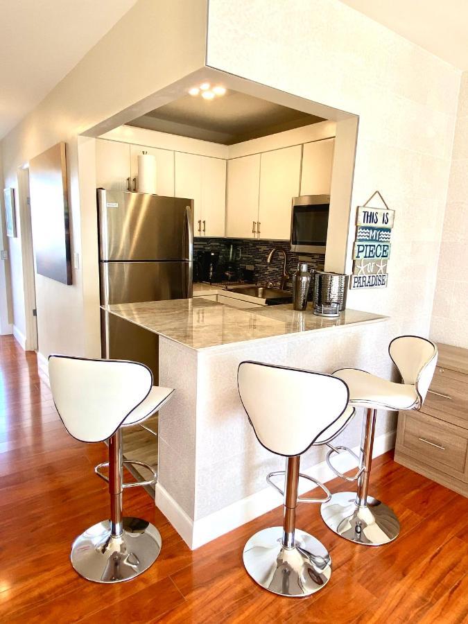 Modern Waterfront With Miami Skyline View, Free Parking 5 Mins Drive To Miami