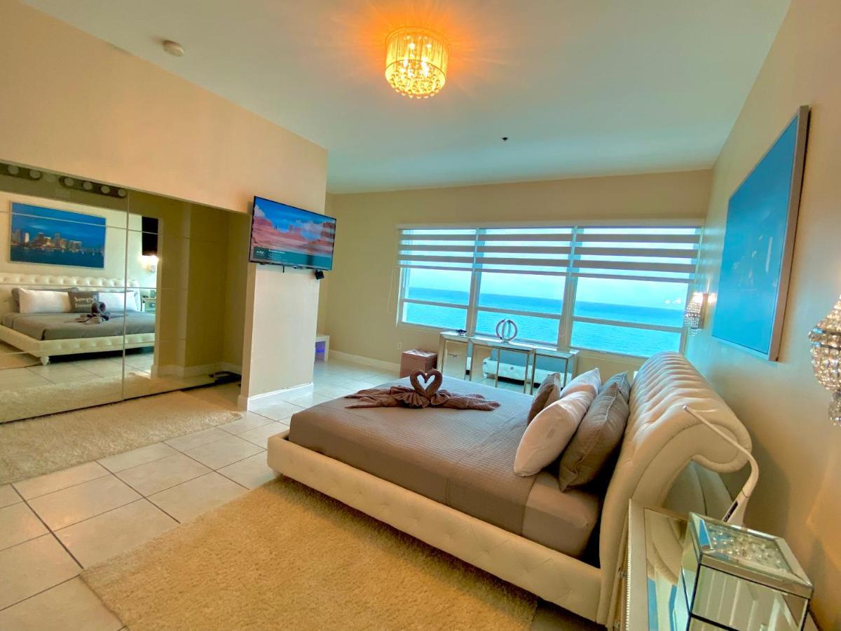 Large Luxurious Direct Ocean Front Penthouse Or Deluxe One Bedroom Ocean Front Condo-free Parking * Miami Beach
