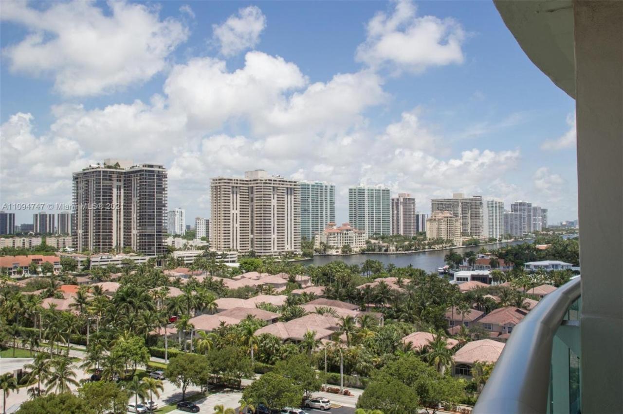 Disfruta Sunny Isles Ocean 1206 Str-02816 Apartment *