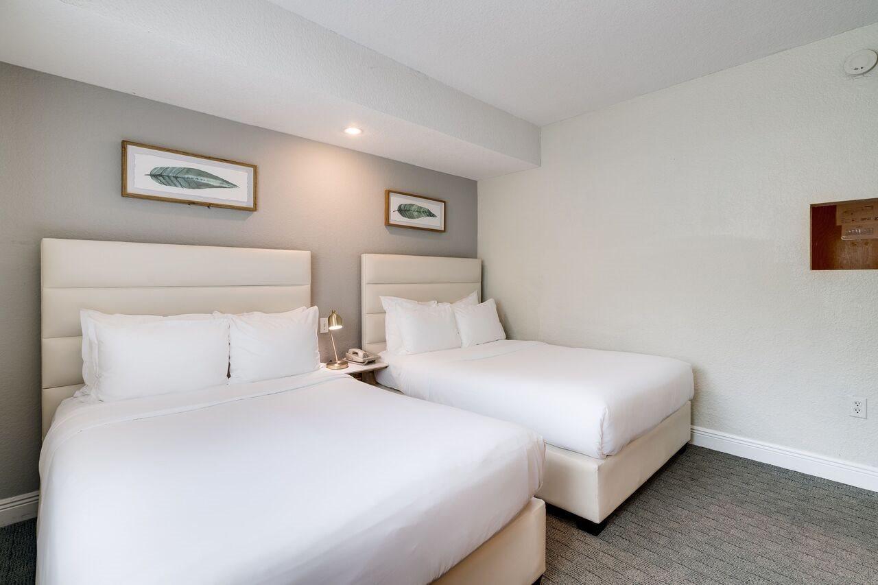 Hotel Crest Miami Beach