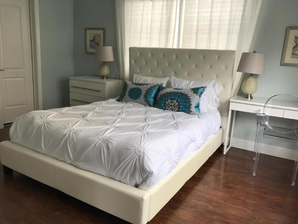 Sun And - Lovely 2 Beds, 2 Bath
