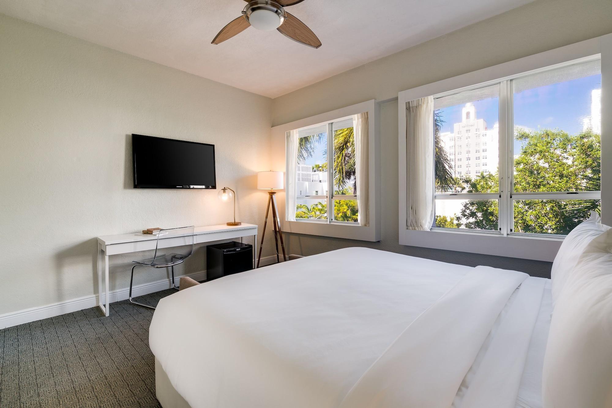 Crest Hotel Miami Beach