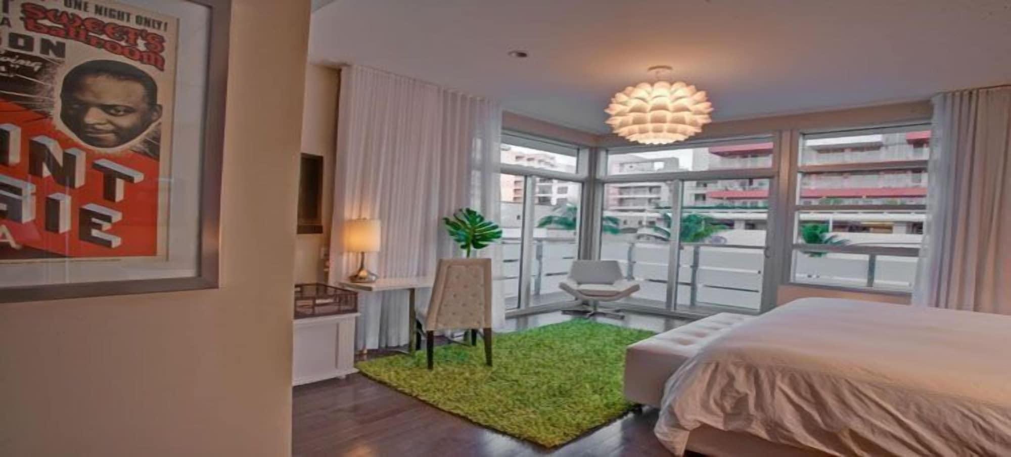 Prime Miami Hotel 4*