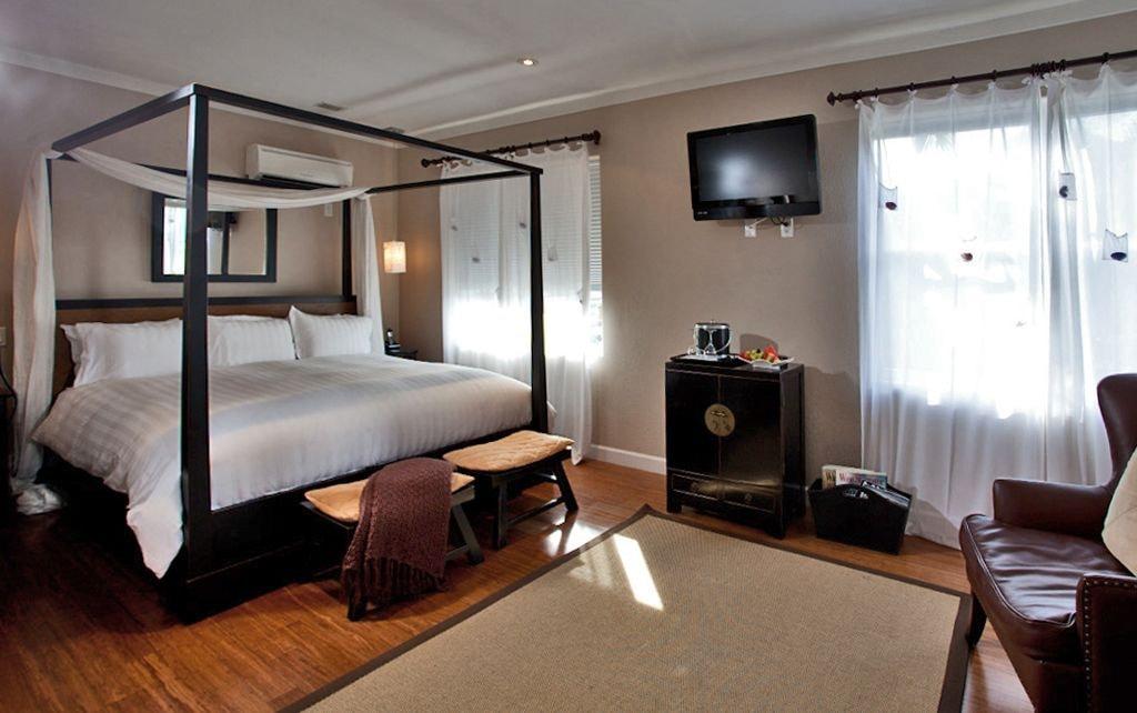Hotel Cadet