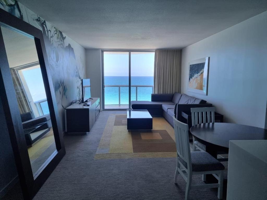 On The Ocean Apartment