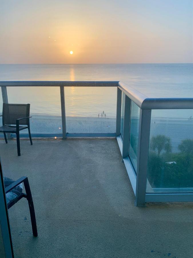 Apartment On The Ocean Miami Beach