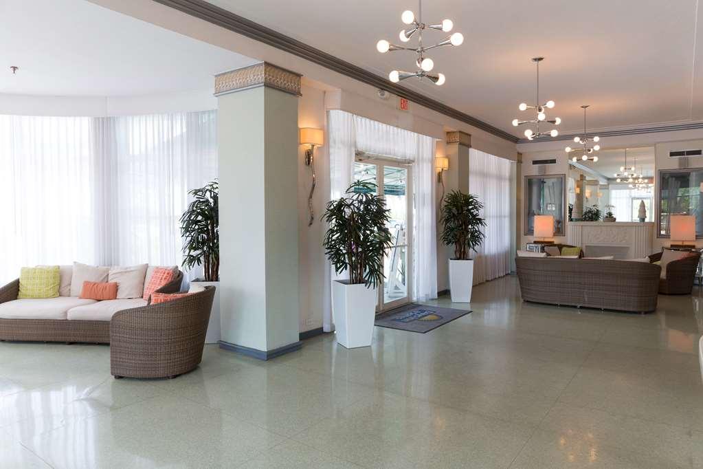Hotel Broadmore Miami