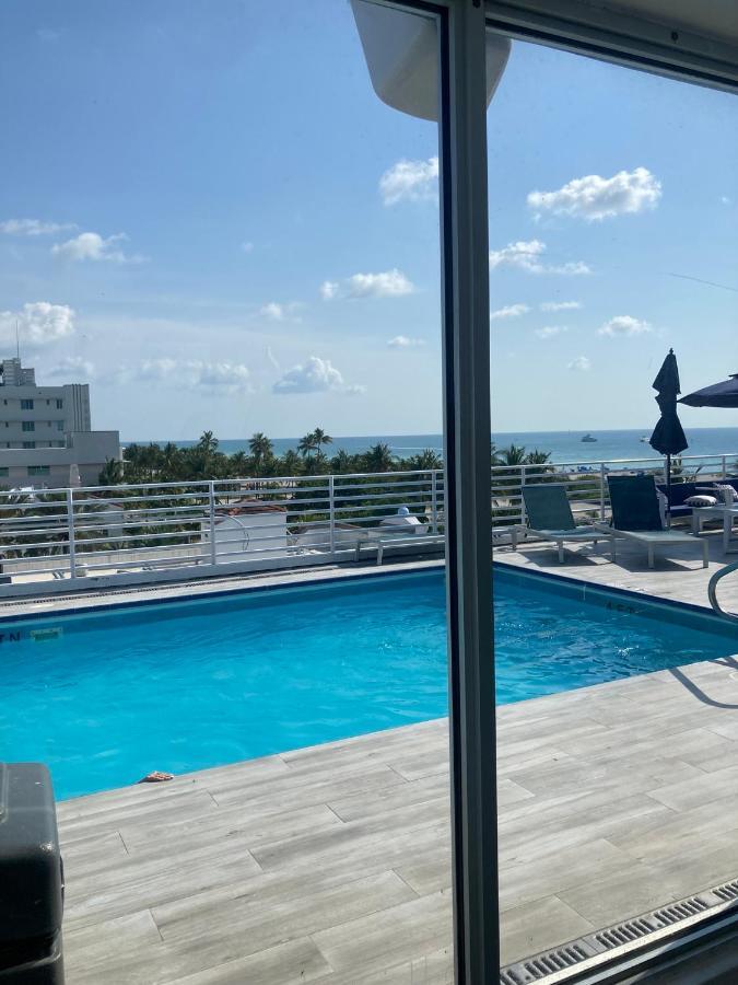 Aparthotel Deluxe Double Unit At Congress Ocean Drive South Beach Miami Beach