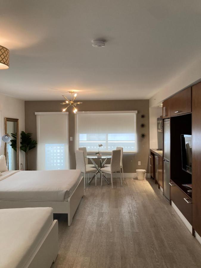 Deluxe Double Unit At Congress Ocean Drive South Beach Miami Beach