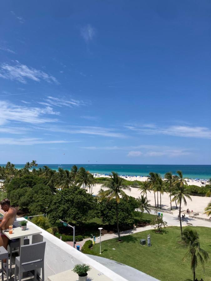 Aparthotel Deluxe Double Unit At Congress Ocean Drive South Beach