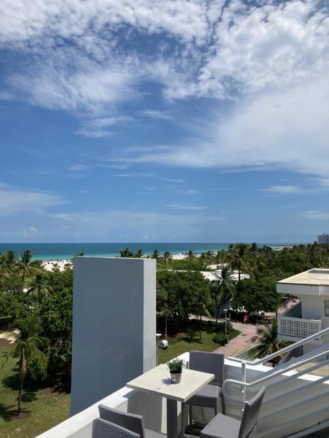 Deluxe Double Unit At Congress Ocean Drive South Beach * Miami Beach