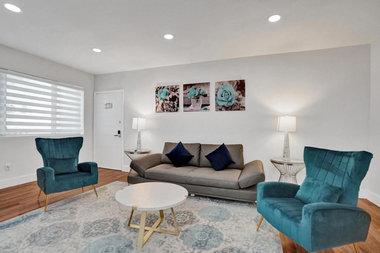 Bay Harbor Apartment