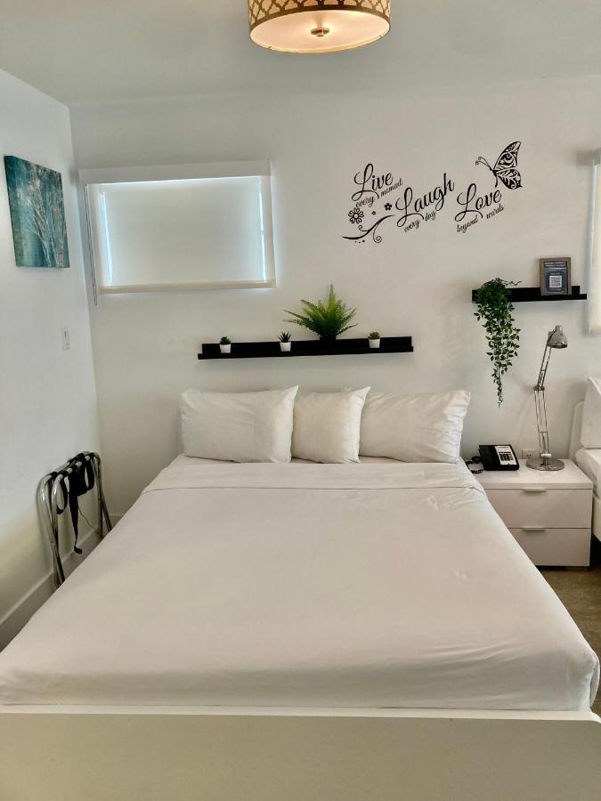 Deluxe Double Unit At Congress Ocean Drive South Beach