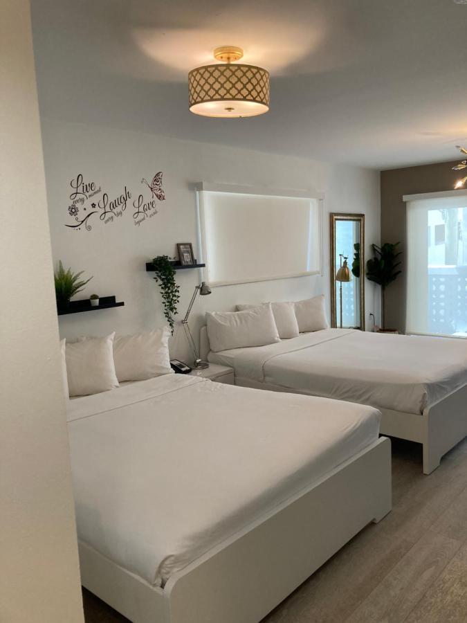 Aparthotel Deluxe Double Unit At Congress Ocean Drive South Beach