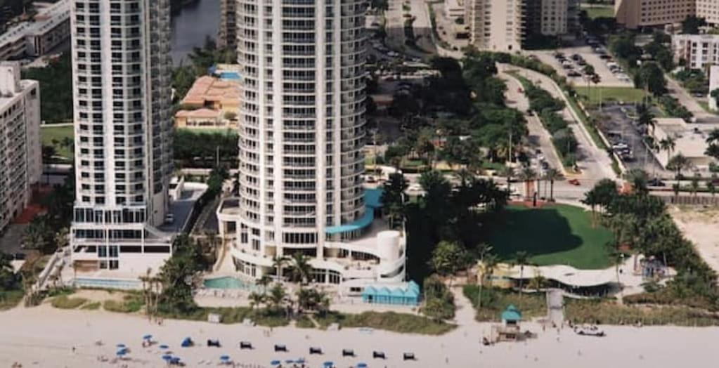 Front * Miami Beach