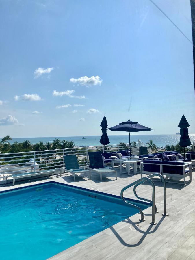 Aparthotel Deluxe Double Unit At Congress Ocean Drive South Beach