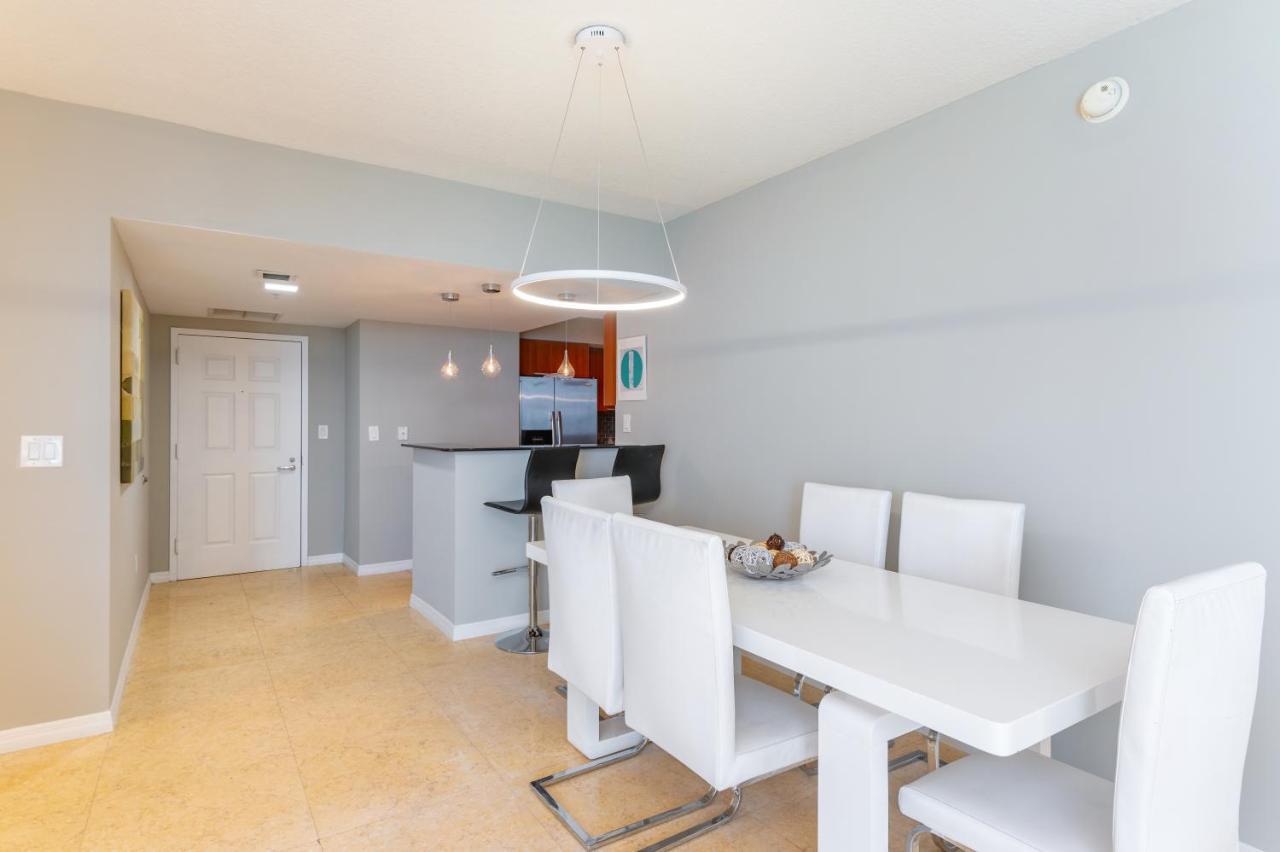 Apartment 16699 Collins Ave Unit 2906 In La Perla Miami Beach