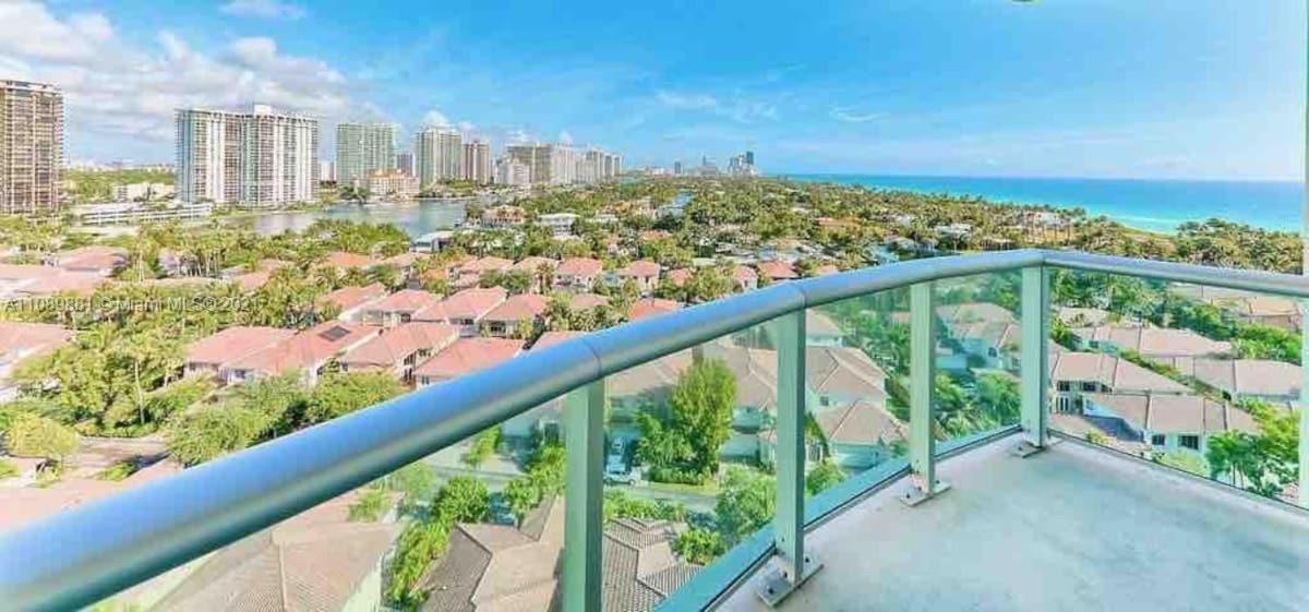 Apartment Breathtaking Ocean View! 15th Floor